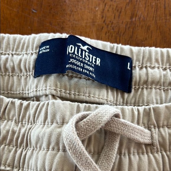 Hollister Tan Athletic Shorts Lightweight Elastic Waist - Picture 4 of 4
